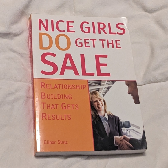 💥 Nice Girls Do Get the Sale by Elinor Stutz - Picture 1 of 2
